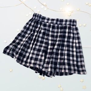 FOREVER 21 Plaid Mini Skirt Size M